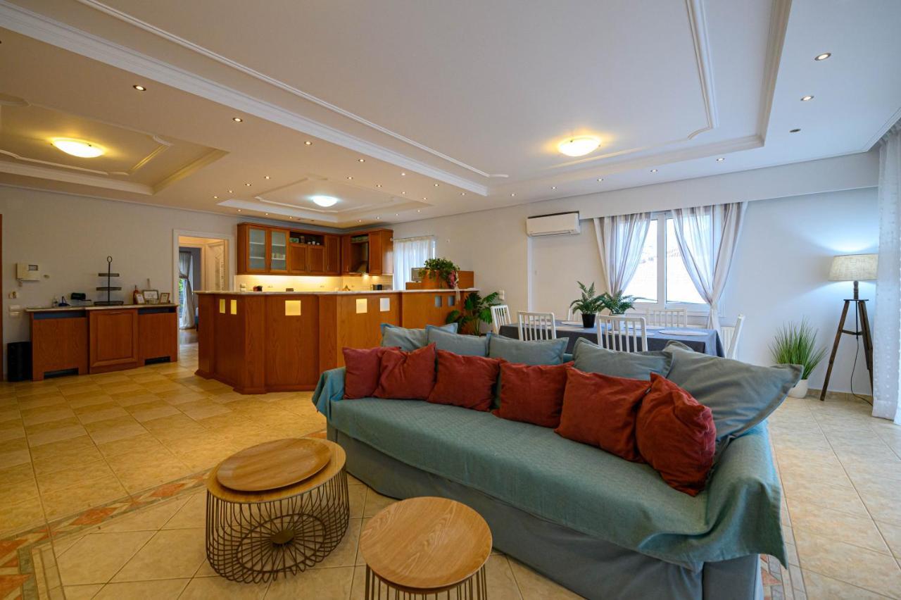 Marine Luxury Apartment Καλαμάτα Εξωτερικό φωτογραφία